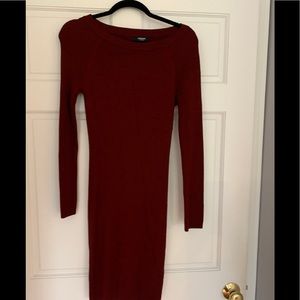 Premise Maroon Sweater Dreas